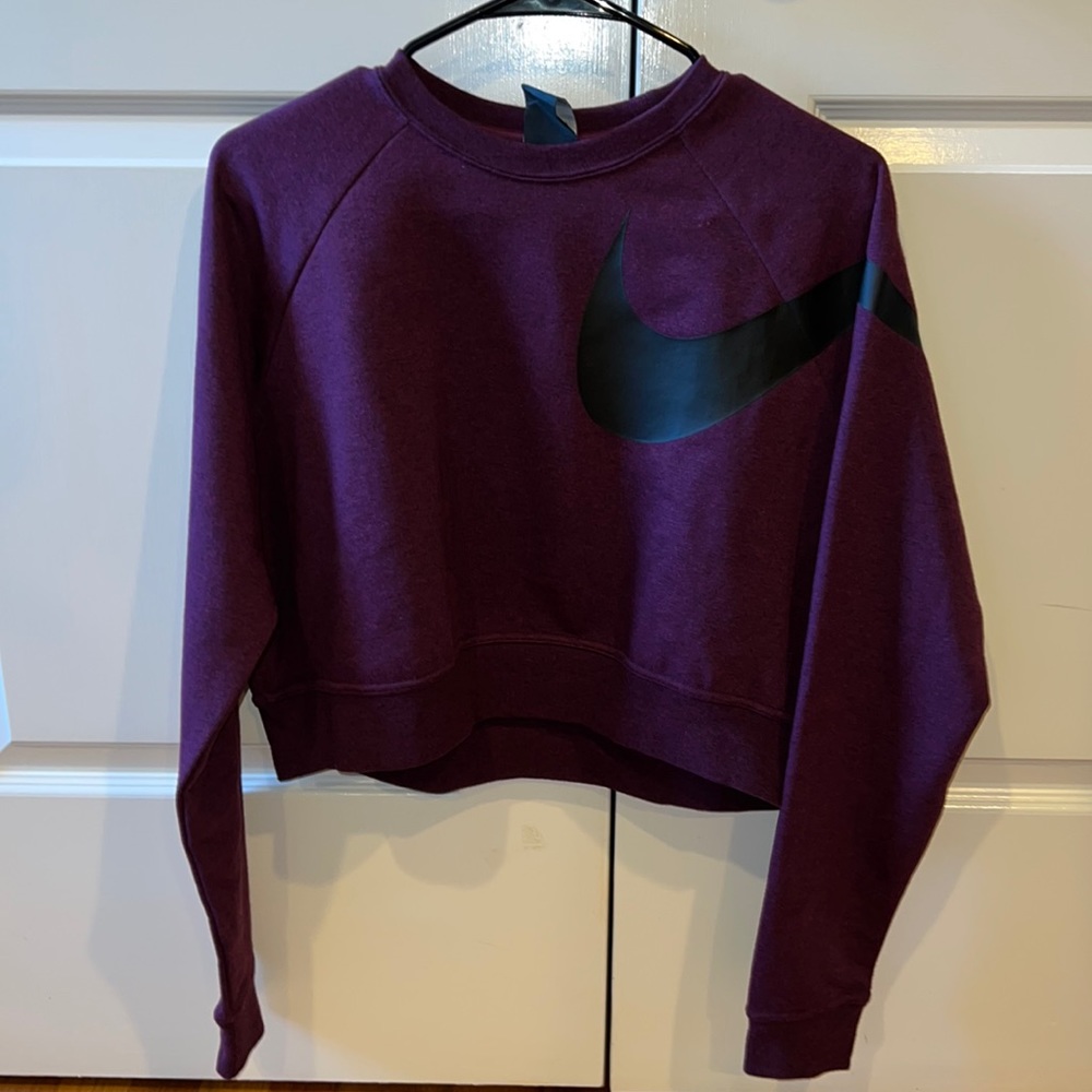 Nike cropped crew neck sweatshirt